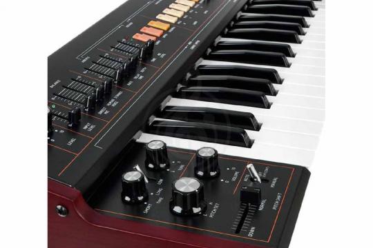 Аналоговый синтезатор BEHRINGER VOCODER VC340 - Синтезатор аналоговый - фото 6